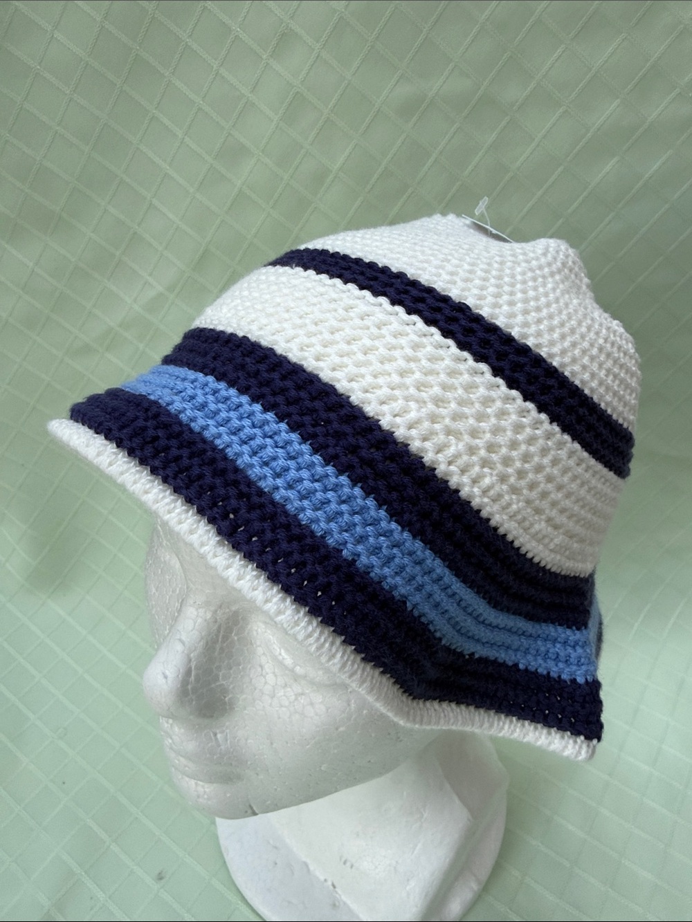 New GAP Crochet Cotton Bucket Hat - White, Navy & Light Blue